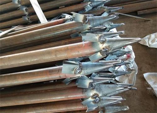 路北管棚钢花管